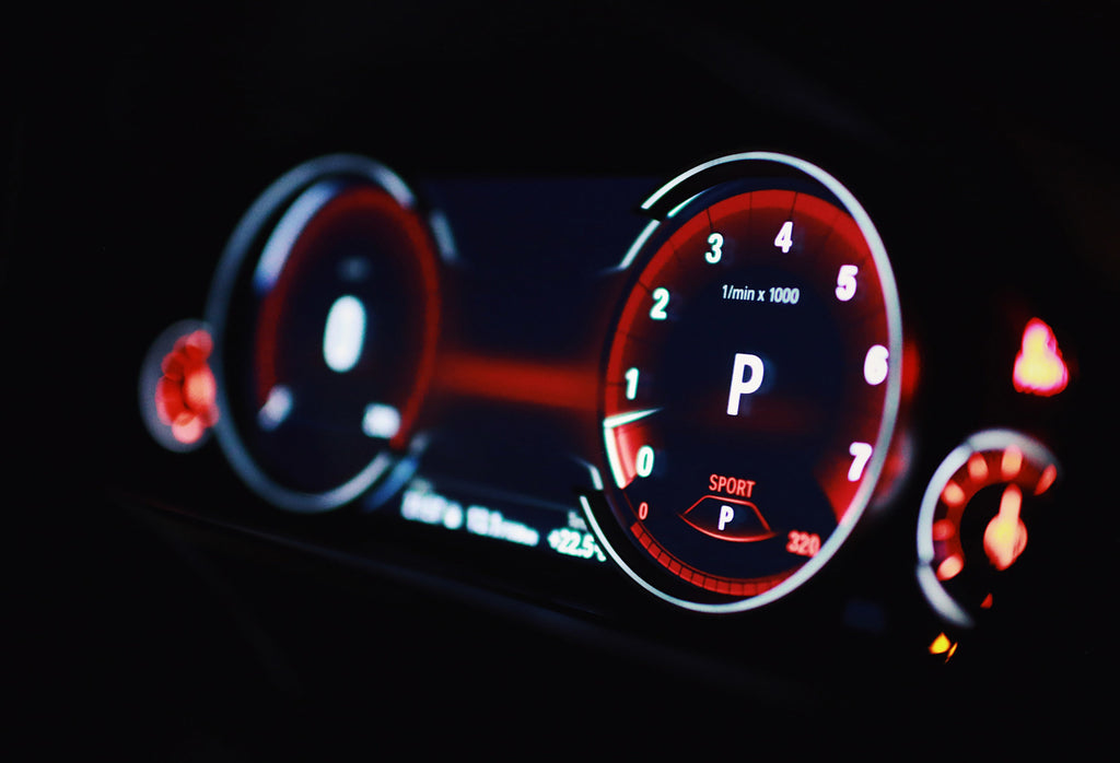 TOP 10 SPORTCAR DASHBOARDS